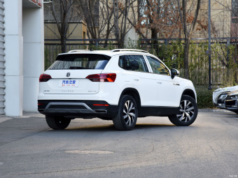 VW Tayron Deluxe Smart Connect Plus 330TSI